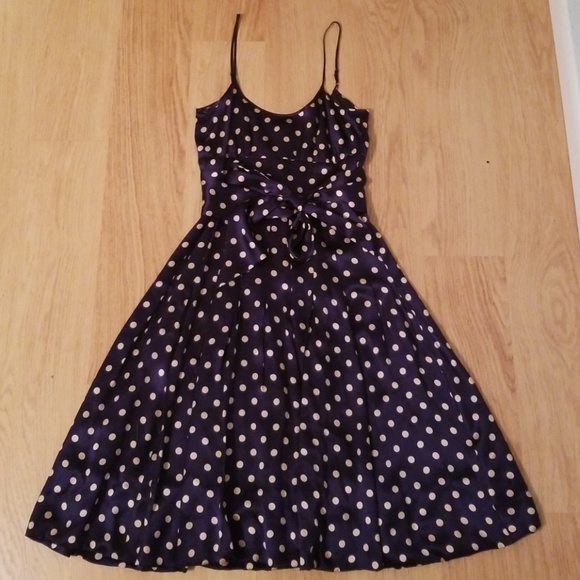 BCBG Paris Dresses & Skirts - BCBG Silk Dress